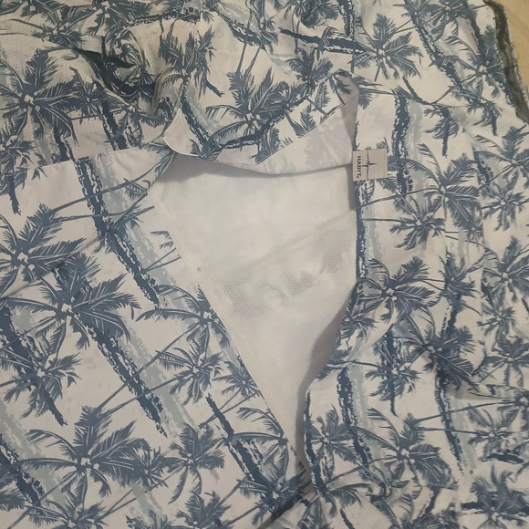 Habit Men's River Shirt - Picture 3 of 8